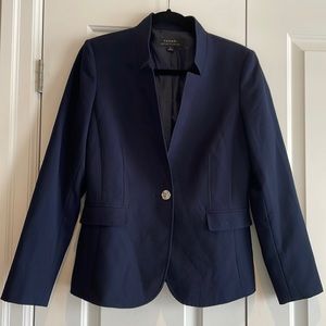 Tahari Arthur S Levine 6 Navy Blazer Like New